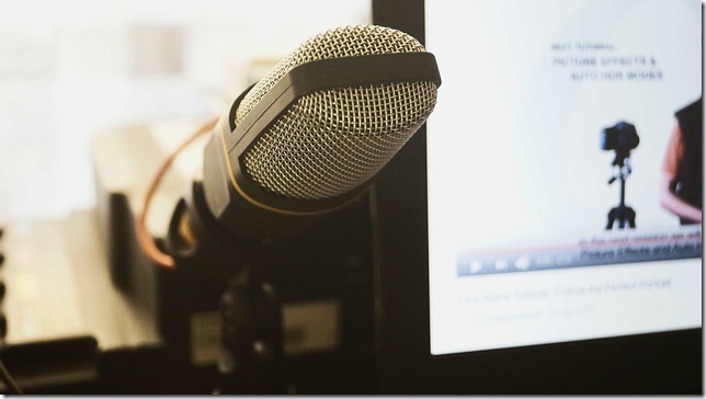 microphone-g3bf0a8cf5_640